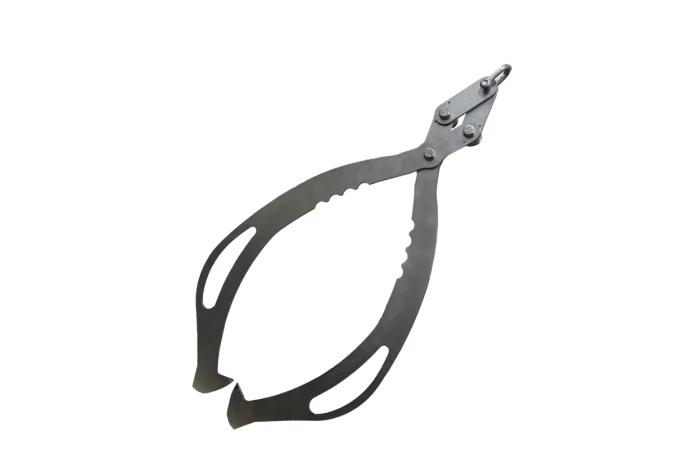 Prijemalka za vleko težjih polen Uniforest