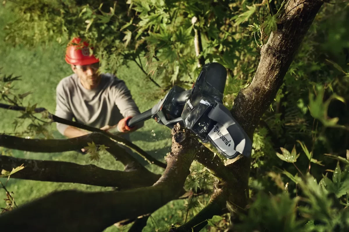 Ročna verižna žaga P5-P4A z drogom Husqvarna