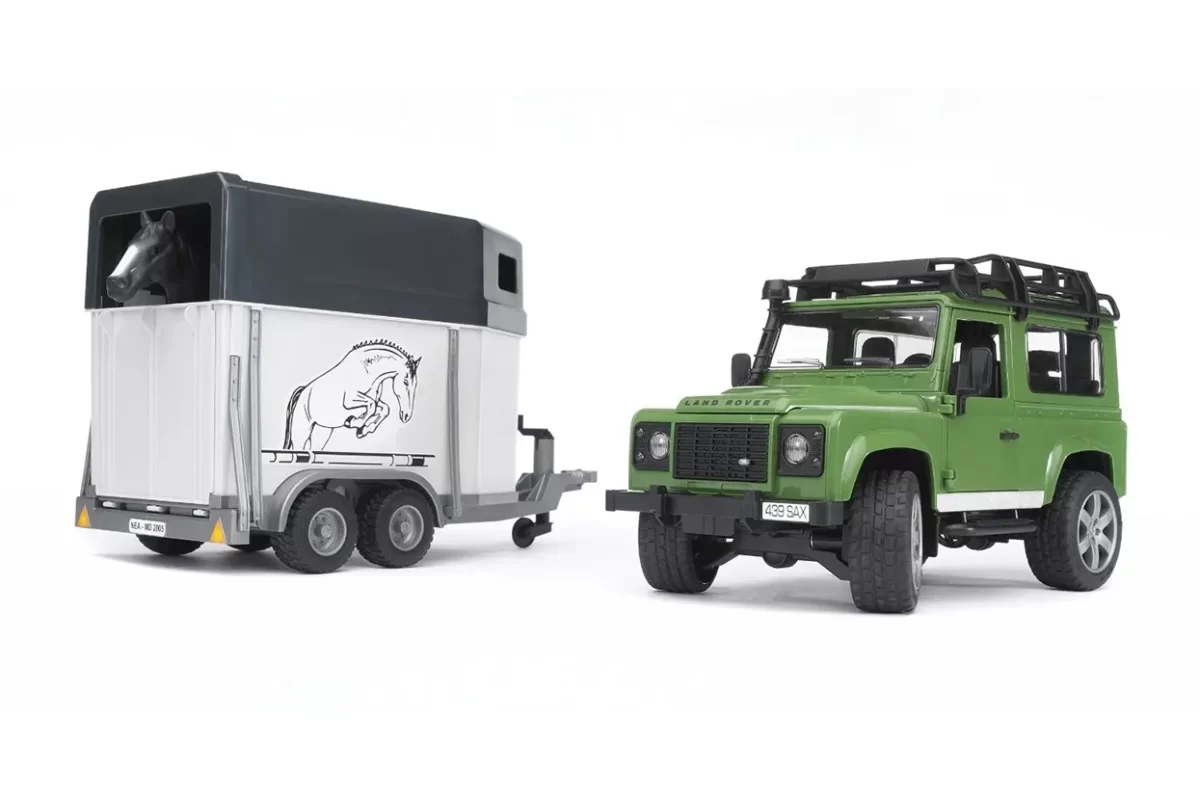 Igrača Land Rover s prikolico in konjem Bruder